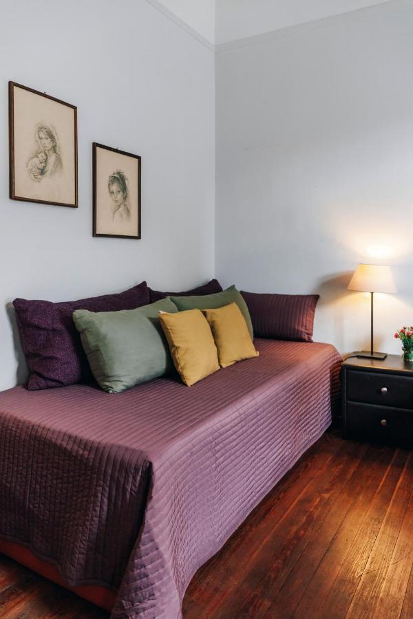 Monastiraki-Psiri, Old Town, 3-Bdr Apt, Sleep 6-10P, Spacious Court Yard Athènes Extérieur photo