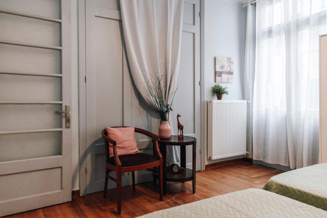 Monastiraki-Psiri, Old Town, 3-Bdr Apt, Sleep 6-10P, Spacious Court Yard Athènes Extérieur photo