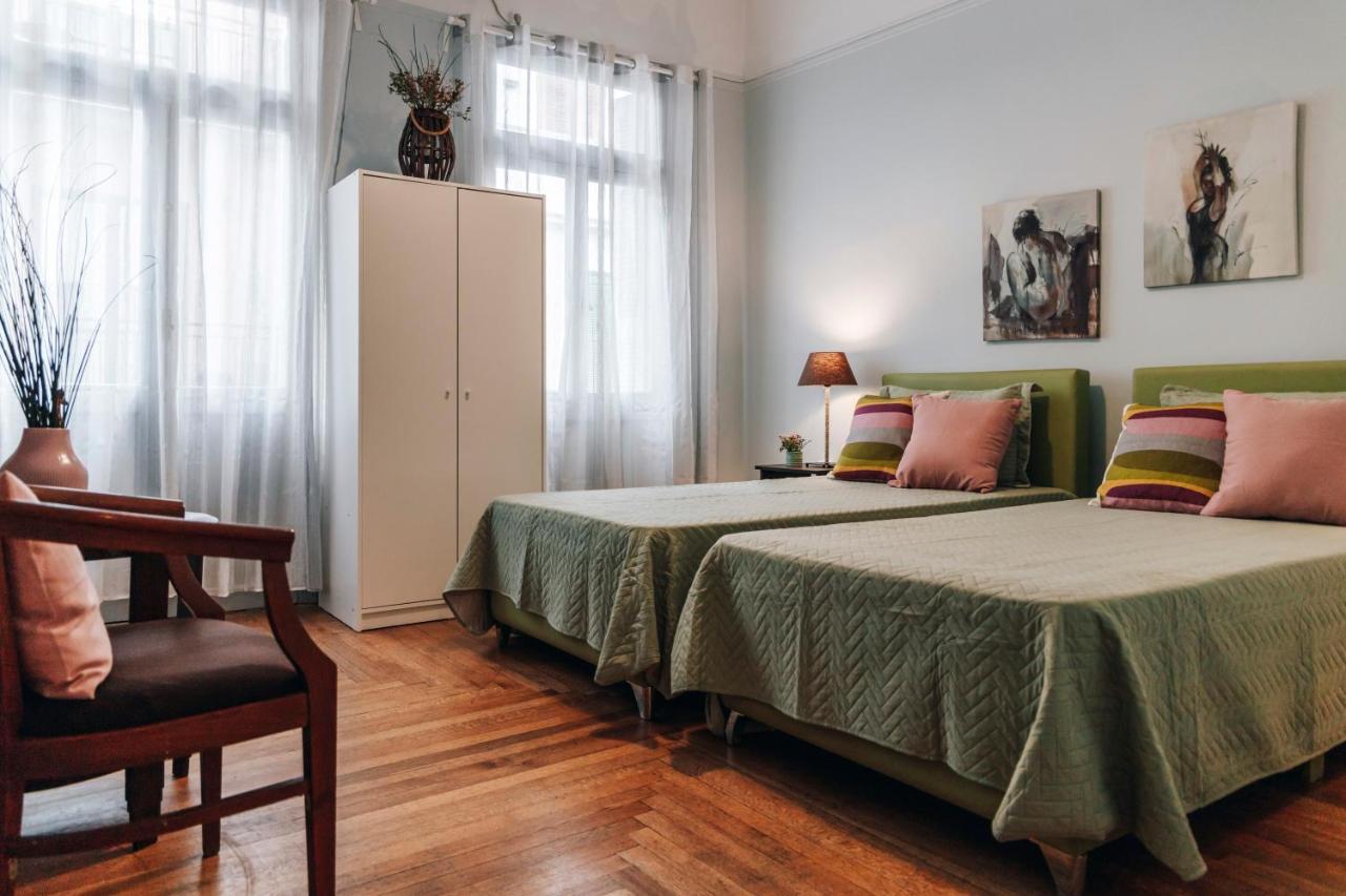 Monastiraki-Psiri, Old Town, 3-Bdr Apt, Sleep 6-10P, Spacious Court Yard Athènes Extérieur photo